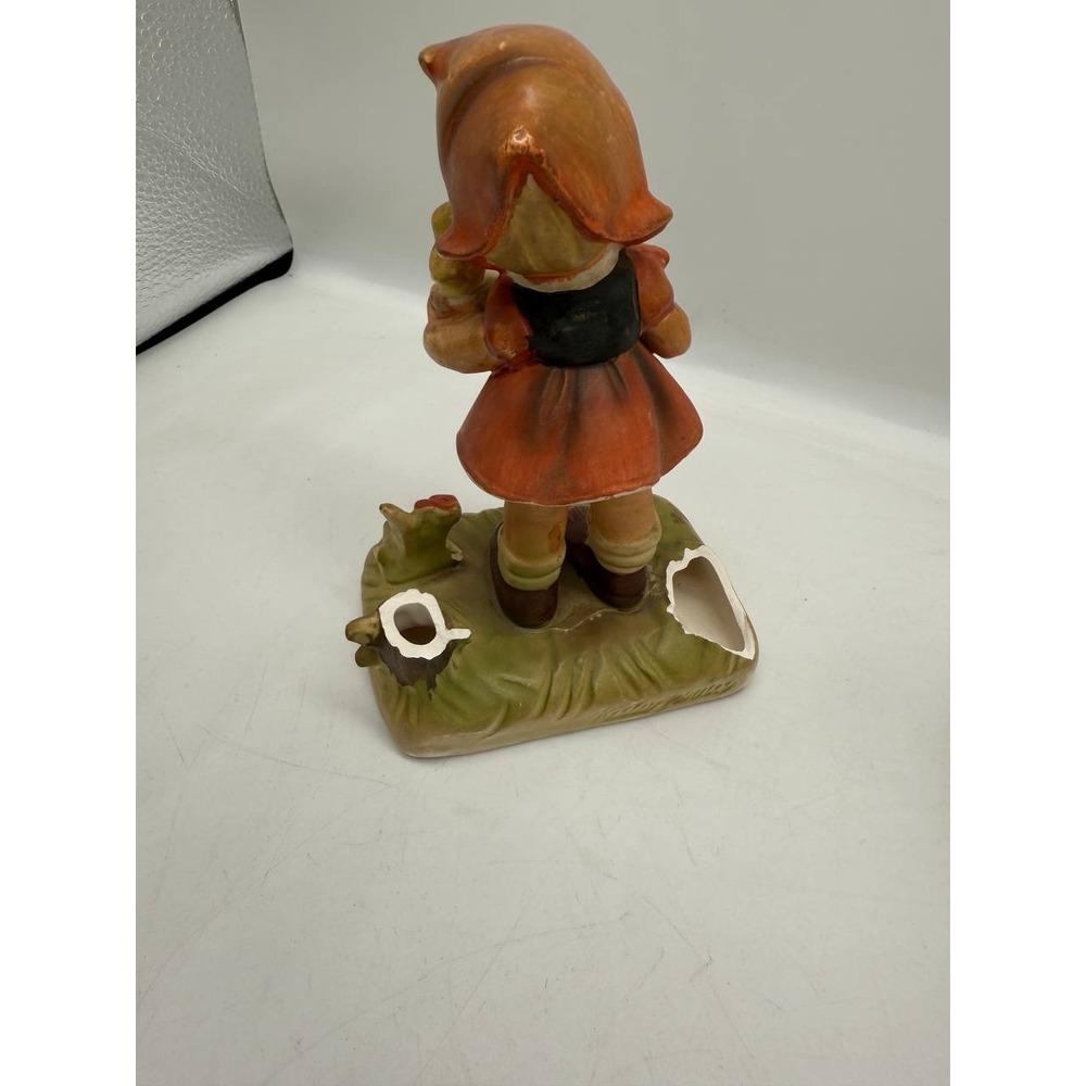 Lot of 4 handmade Moorcraft figures of two bunnies of a girl and a boy farmers - Picture 15 of 16